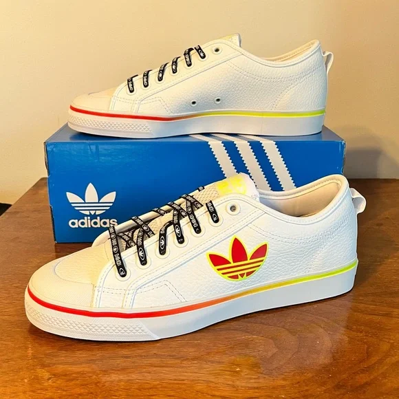 adidas gazelle silver green womens adidas Originals Nizza Trefoil W Crystal White / Red / Cloud White   Heppo.com